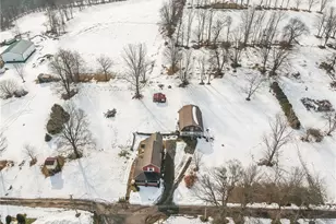 195 Aspen Ln, Shenango Township, PA 16101 - Photo 5