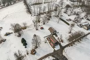 195 Aspen Ln, Shenango Township, PA 16101 - Photo 7