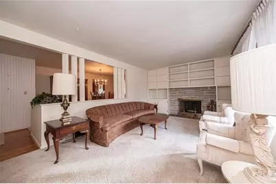 719 Locust St, Hempfield Township, PA 15601 - Photo 3