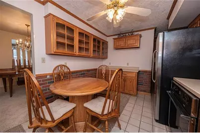 719 Locust St, Hempfield Township, PA 15601 - Photo 7