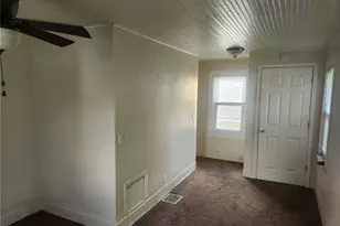 1726 Ridge Ave, Coraopolis, PA 15108 - Photo 3