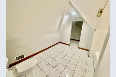 1726 Ridge Ave, Coraopolis, PA 15108 - Photo 31