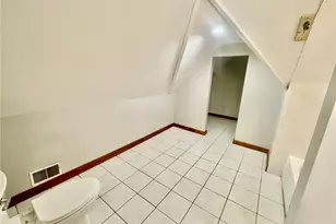 1726 Ridge Ave, Coraopolis, PA 15108 - Photo 31