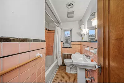 2450 Valera Ave, Pittsburgh, PA 15210 - Photo 17