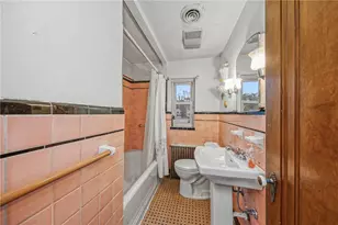 2450 Valera Ave, Pittsburgh, PA 15210 - Photo 17