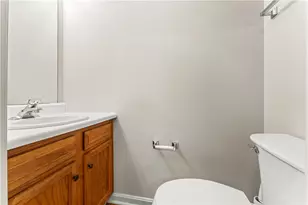 1424 Meadowbrook Dr, Canonsburg, PA 15317 - Photo 13