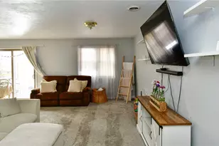 106 Meadowview Dr, Connoquenessing Boro, PA 16053 - Photo 3