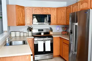 106 Meadowview Dr, Connoquenessing Boro, PA 16053 - Photo 9