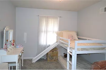 106 Meadowview Drive, Connoquenessing Boro, PA 16053 - Photo 13