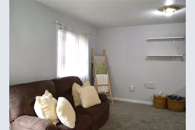 106 Meadowview Drive, Connoquenessing Township, PA 16053 - Photo 5
