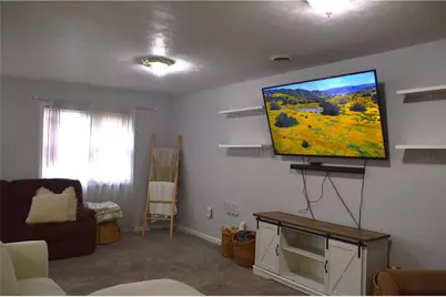 106 Meadowview Drive, Connoquenessing Boro, PA 16053 - Photo 3