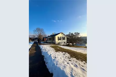 380 Monroe Ave, Leechburg Boro, PA 15656 - Photo 3