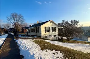 380 Monroe Ave, Leechburg Boro, PA 15656 - Photo 3