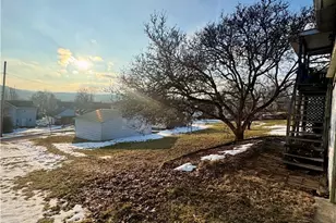 380 Monroe Ave, Leechburg Boro, PA 15656 - Photo 9