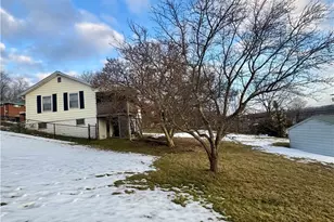 380 Monroe Ave, Leechburg Boro, PA 15656 - Photo 11