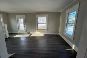 1056 Adams St, New Castle, PA 16101 - Photo 5