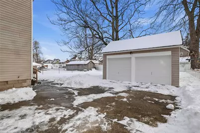 232 E Meyer Ave, New Castle, PA 16105 - Photo 27