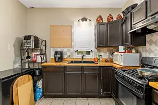 975 Thompson Ave, Donora, PA 15033 - Photo 11