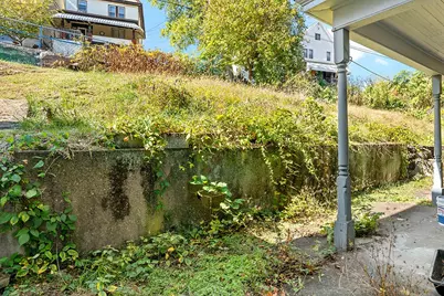 975 Thompson Ave, Donora, PA 15033 - Photo 19