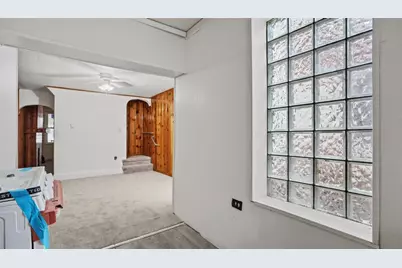 2123 Lloyd Avenue, Pittsburgh, PA 15218 - Photo 9