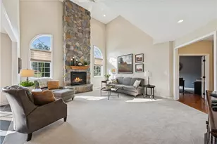 302 Pinyon Dr, Pine Township, PA 15044 - Photo 7