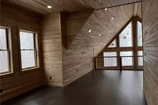 8498 E Lake Rd, Erie, PA 16511 - Photo 29