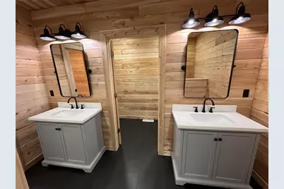 8498 E Lake Road, Sugarcreek Township, PA 16511 - Photo 7