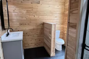 8498 E Lake Rd, Erie, PA 16511 - Photo 19