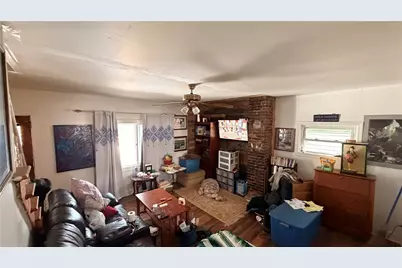 327 Lowell St, Vandergrift, PA 15690 - Photo 5