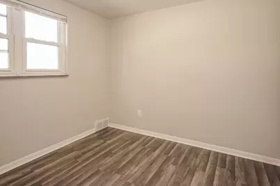 3530 Pinewood Dr, West Homestead, PA 15120 - Photo 11