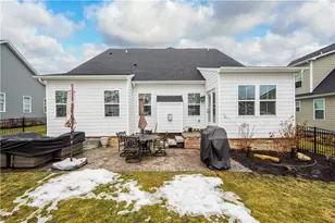 97 Skyview Dr, Canonsburg, PA 15317 - Photo 41