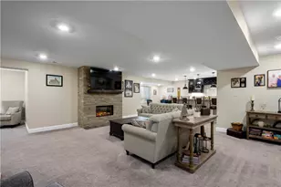 97 Skyview Dr, Canonsburg, PA 15317 - Photo 31