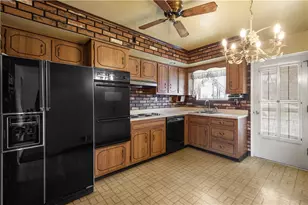 2457 N Meadowcroft Ave, Banksville/Westwood, PA 15216 - Photo 11