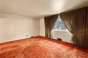 2457 N Meadowcroft Ave, Banksville/Westwood, PA 15216 - Photo 9