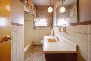 2457 N Meadowcroft Ave, Banksville/Westwood, PA 15216 - Photo 17