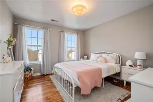 225 Foxwood Rd, Coraopolis, PA 15108 - Photo 27