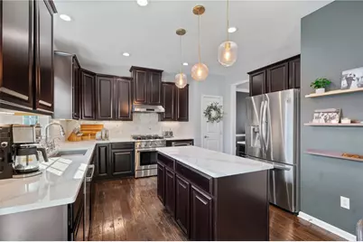 225 Foxwood Rd, Coraopolis, PA 15108 - Photo 7