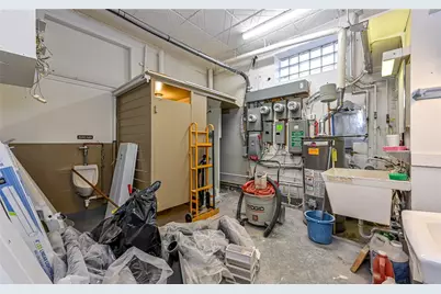 817 Main St, Pittsburgh, PA 15215 - Photo 41