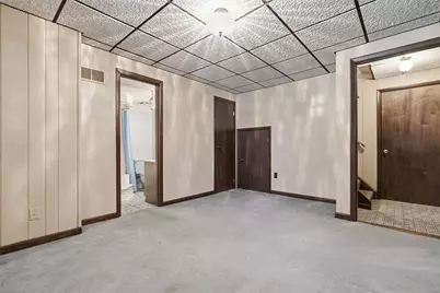 460 Bassett Drive, Bethel Park, PA 15102 - Photo 37