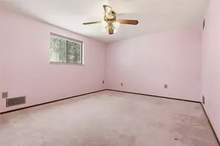 460 Bassett Dr, Bethel Park, PA 15102 - Photo 33