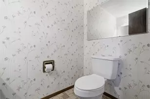 460 Bassett Dr, Bethel Park, PA 15102 - Photo 25