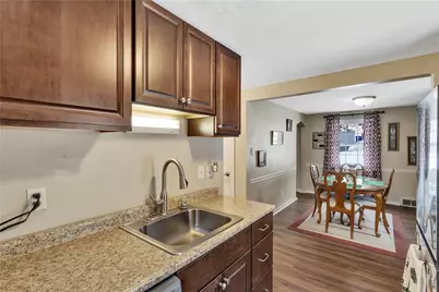 120 Ida Dr, Pittsburgh, PA 15116 - Photo 5