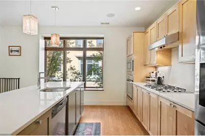 1820 Merriman Way, Pittsburgh, PA 15203 - Photo 9