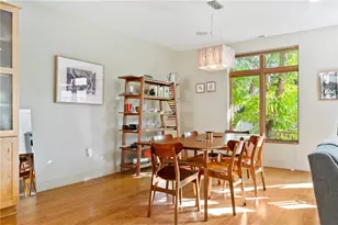 1820 Merriman Wy, Pittsburgh, PA 15203 - Photo 9