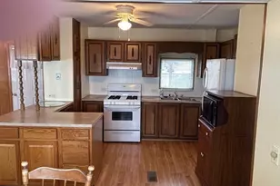 204 Kingston Ln, White Township, PA 15701 - Photo 7