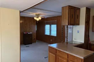 204 Kingston Ln, White Township, PA 15701 - Photo 5