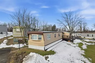 34 Leesburg Ct, North Fayette, PA 15126 - Photo 3