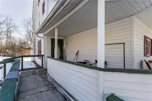 374 Harrison St, Sharon, PA 16146 - Photo 7