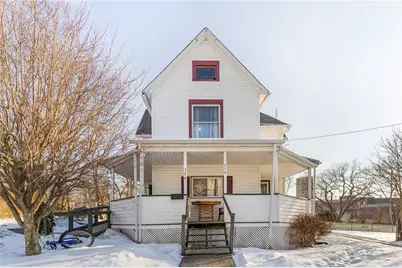 374 Harrison St, Sharon, PA 16146 - Photo 1