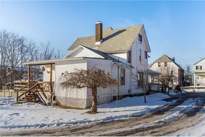 374 Harrison St, Sharon, PA 16146 - Photo 3